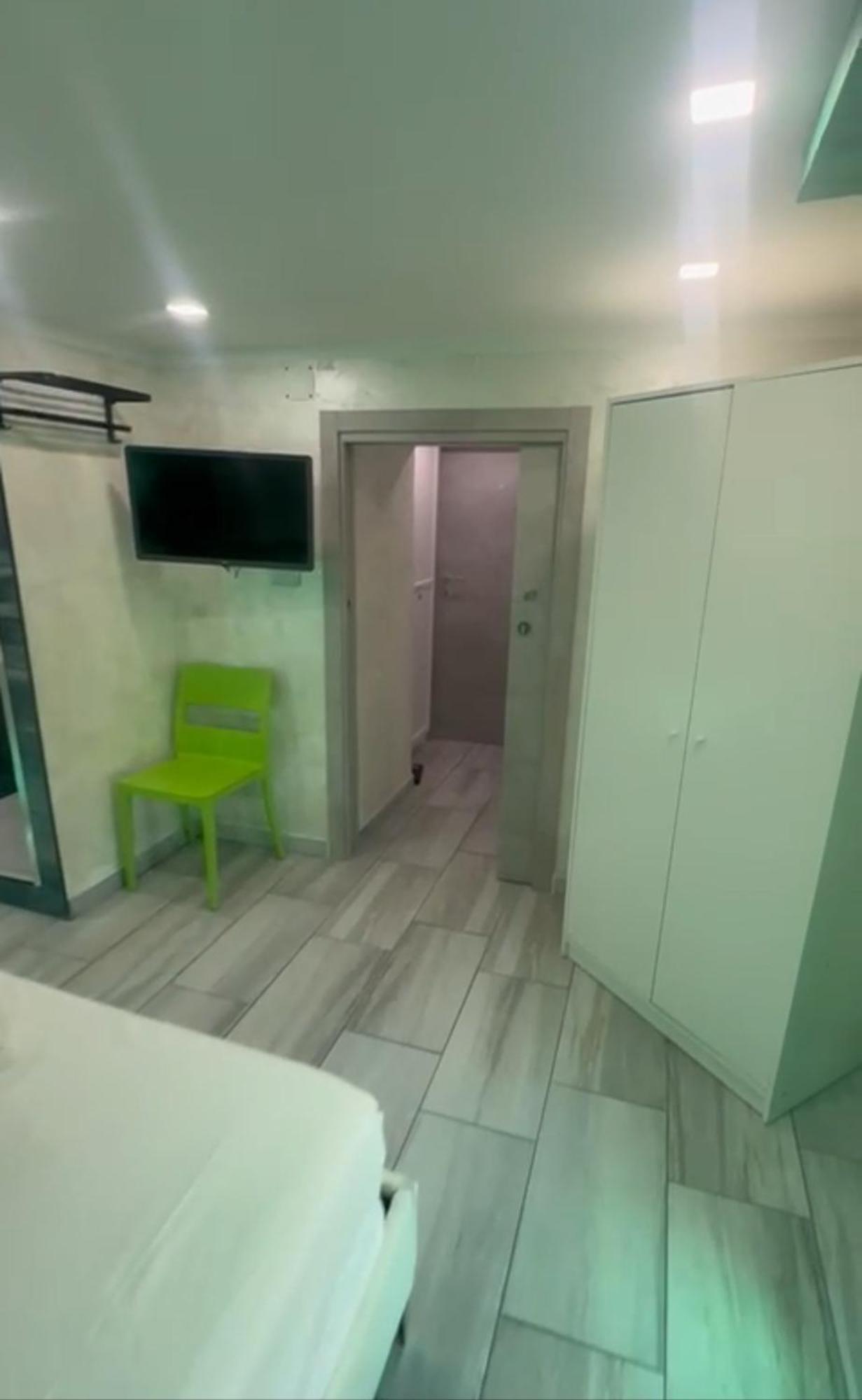 Clopat Vacanze2023 Hotel เนเปิลส์ ภายนอก รูปภาพ