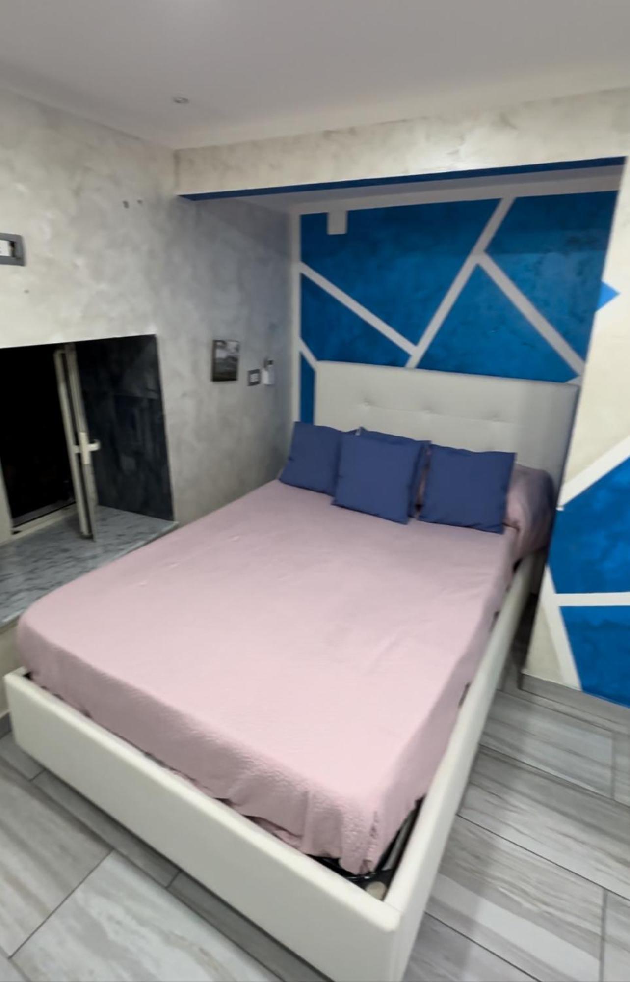 Clopat Vacanze2023 Hotel เนเปิลส์ ภายนอก รูปภาพ